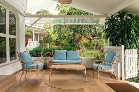 Beau Vallon Bungalows, Reception