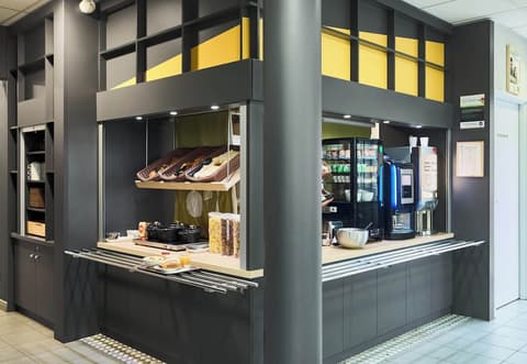 B&B HOTEL Paris Est Bobigny, Breakfast buffet