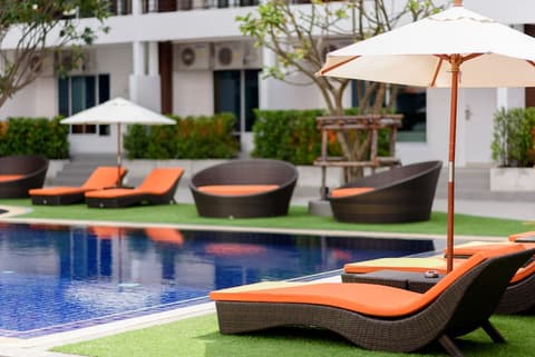 FX Hotel Pattaya, Indoor pool