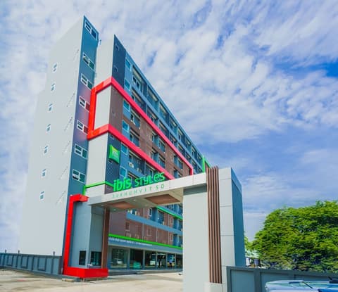 Ibis Styles Bangkok Sukhumvit 50, Exterior