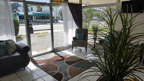 Parkway Inn Airport Motel Miami, Business center