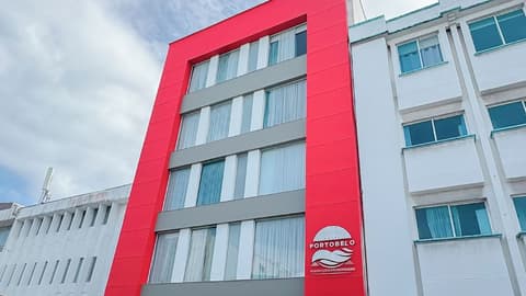 Hotel Portobelo Plaza las Ámericas, Front of property