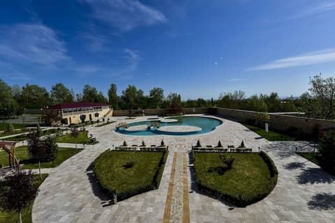 Qebele Yeddı Gozel Hotel, Outdoor pool