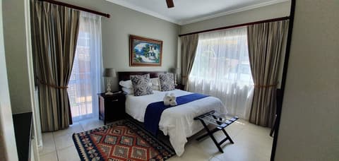 Brenton On Rocks Luxury Guest House, Room