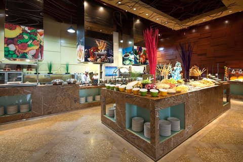 Holiday Inn Beijing Shijingshan Parkview by IHG, Restaurant