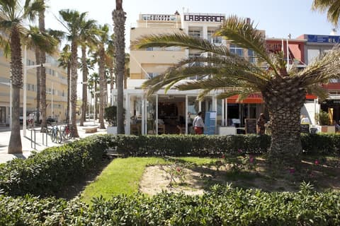 Malvarrosa Beach Rooms, Restaurant