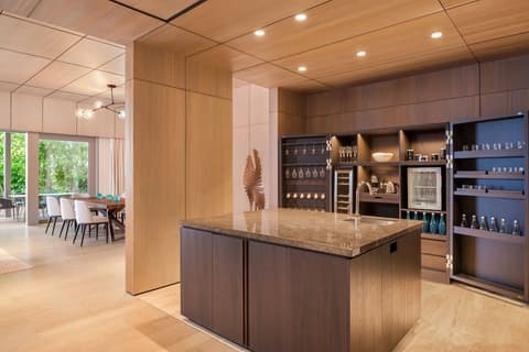 The St. Regis Maldives Vommuli Resort, Private kitchenette