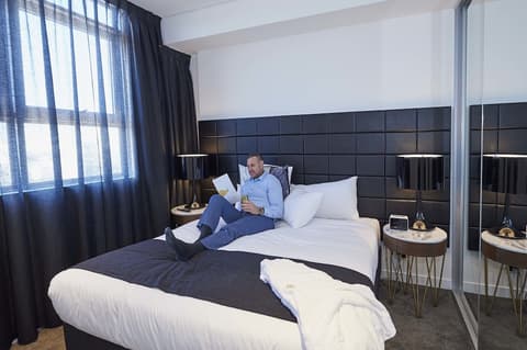 Silkari Suites Chatswood, Room