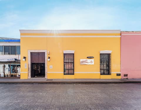 Hotel Santiago Trinidad, Front of property