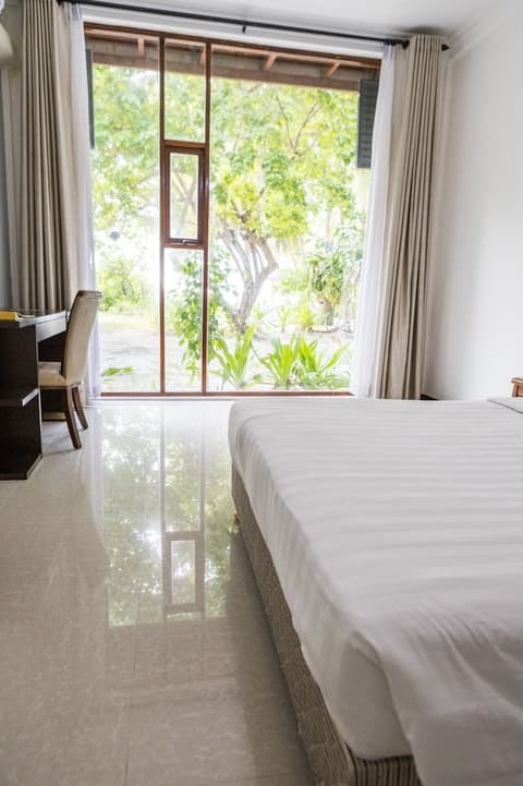 Nazaki Beach Hotel & Spa Maldives, Room