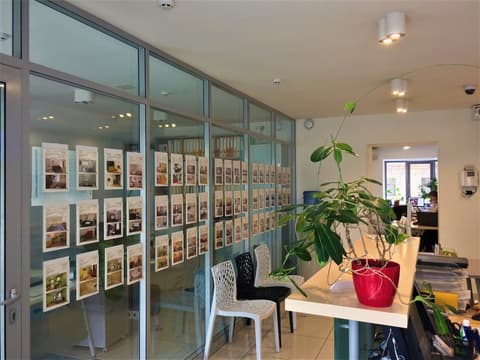 Partner Guest House, Lobby sitting area