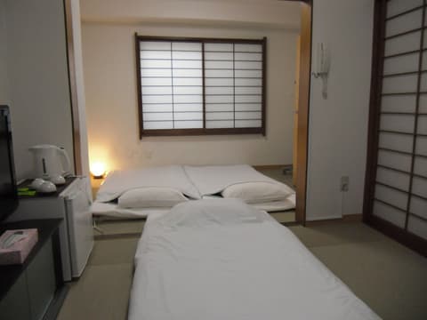 Shin-Okubo Sekitei Hotel, Room