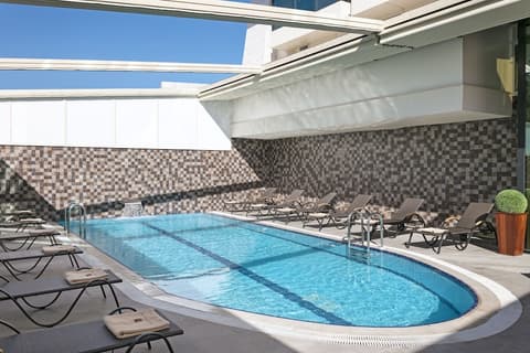 B Business Hotel & Spa, Outdoor pool