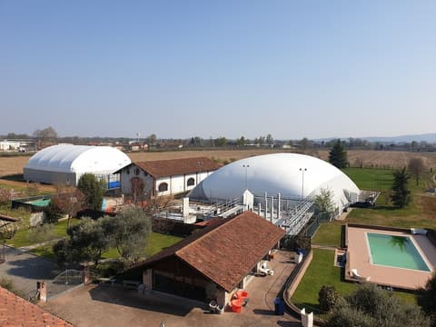 Relais Santo Stefano, Sport court