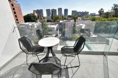 Hotel Love It CAS Consulate, Terrace/patio