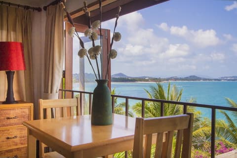 Boujis Boutique Resort, In-room dining