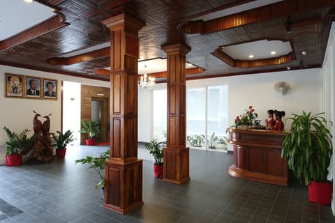 Holy Angkor Hotel, Interior entrance