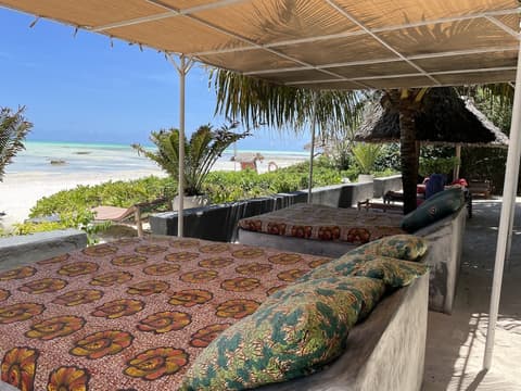 Blue Reef Sport and Fishing Lodge & Bungalows, Lobby sitting area