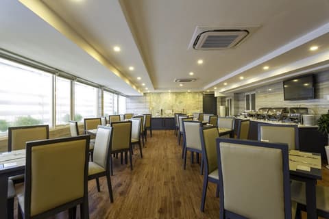 Calista Sai Gon Hotel, Restaurant
