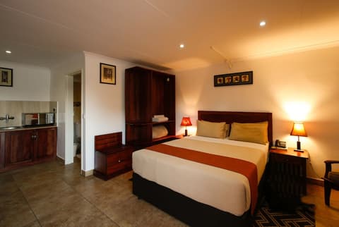 Mokoro Lodge, Room