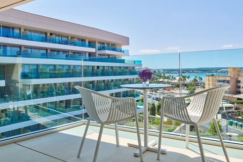 Hipotels Gran Playa de Palma, Terrace/patio