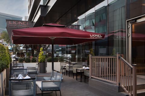 Lionel Hotel Istanbul, Terrace/patio
