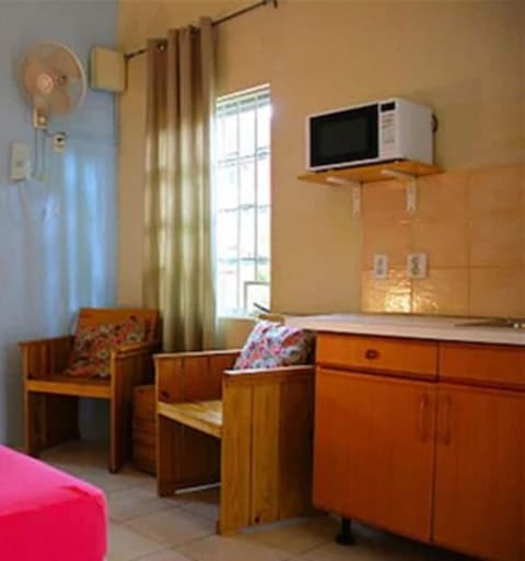 Caribbean Flower Apartments, Room