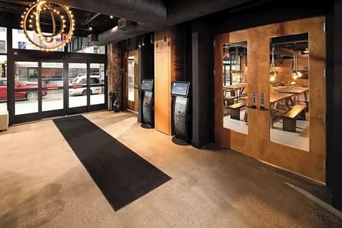 Hotel 1080 Brooklyn, Lobby