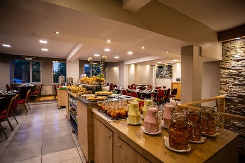 Hotel EcoSki by bund, Breakfast buffet