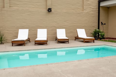 El Arribo Hotel, Pool