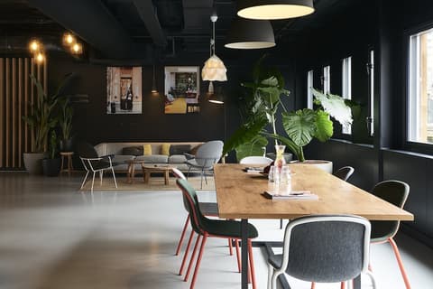 Good Hotel London, Lobby lounge