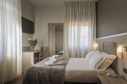 Hotel Gardenia, Room