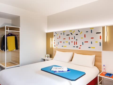ibis Styles Guyancourt Versailles, Room