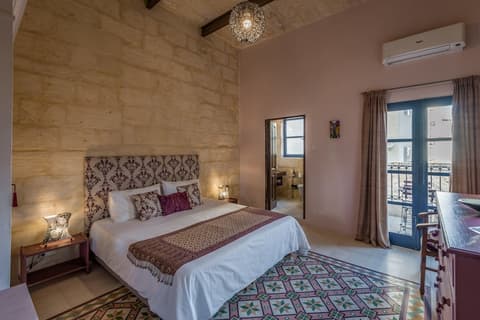 The Stone House, Room