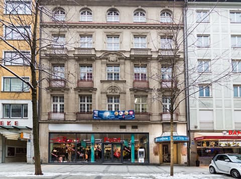 Smart Stay Hotel Station, Front of property