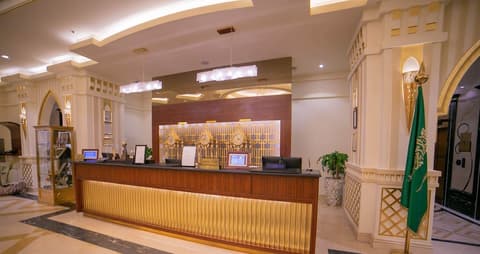 Casablanca Grand Hotel, Reception