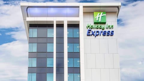 Holiday Inn Express Adelaide City Centre by IHG, Exterior