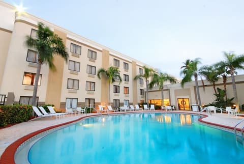 Holiday Inn Fort Myers - Downtown Area by IHG, Pool