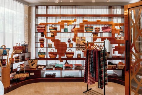 Swiss Lenana Mount Hotel, Gift shop