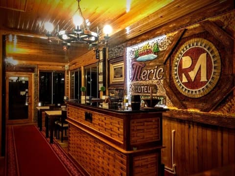 Meric Hotel, Reception