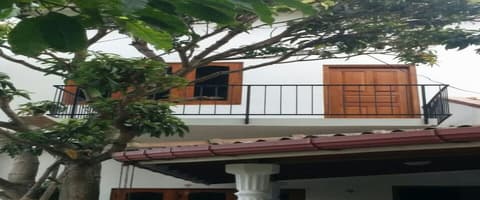 House Of Seya, Interior