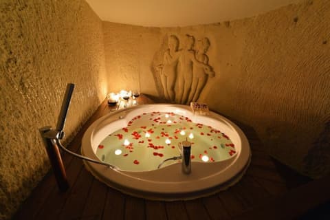 Sunak Cave Hotel, Room