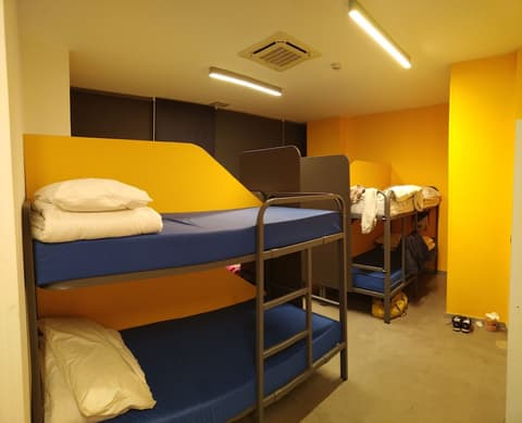 All Iron Hostel, Room