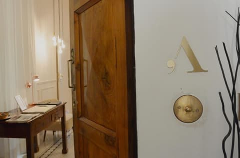 Alfieri9, Interior entrance