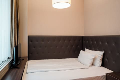 Homaris West Side, Room