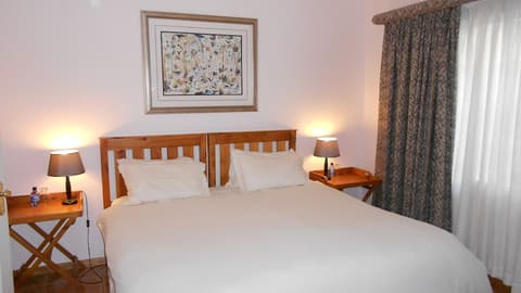 Red Mountain House, Room