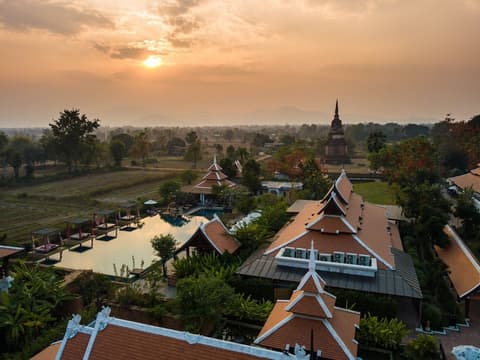 Sriwilai Sukhothai, Outdoor pool
