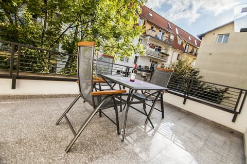 Cluj Business Class, Terrace/patio