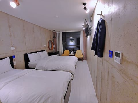 Hotel stay interview Jeju, Room