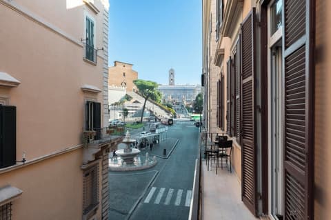 Vittoriano Suite, Room